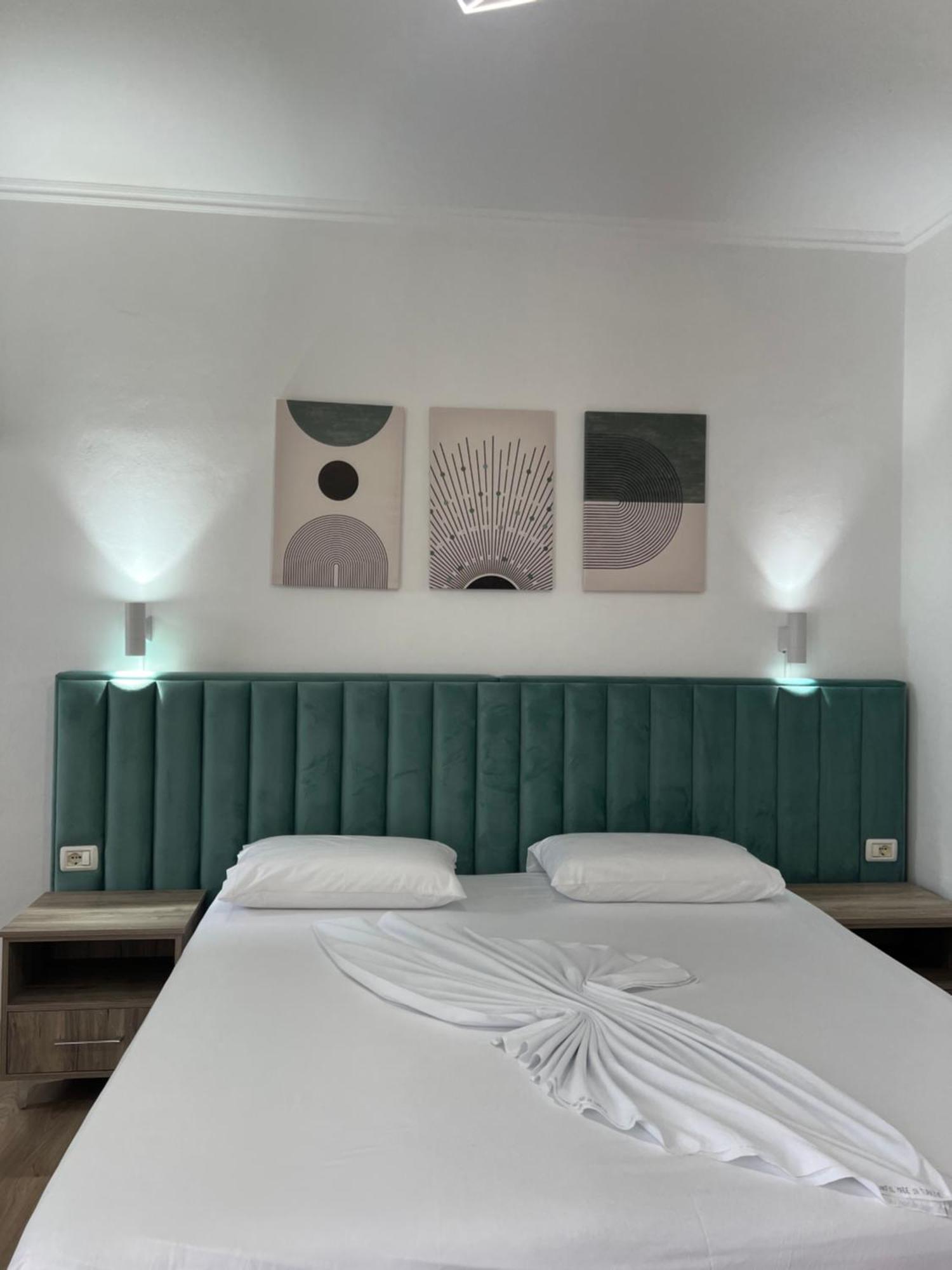 Hotel Floga Shkoder Exterior photo