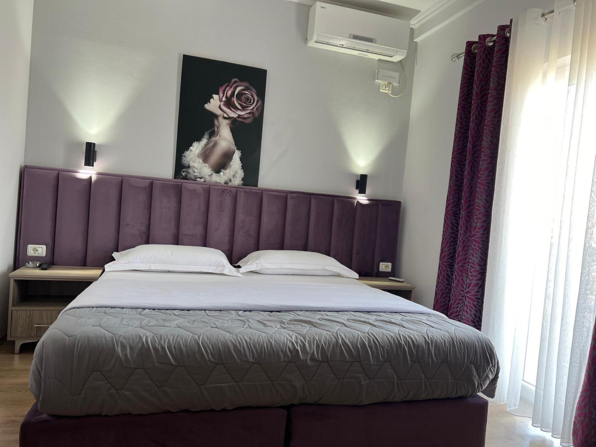 Hotel Floga Shkoder Exterior photo