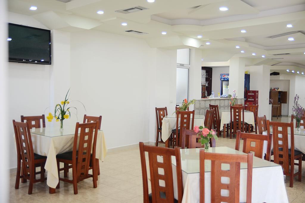 Hotel Floga Shkoder Exterior photo